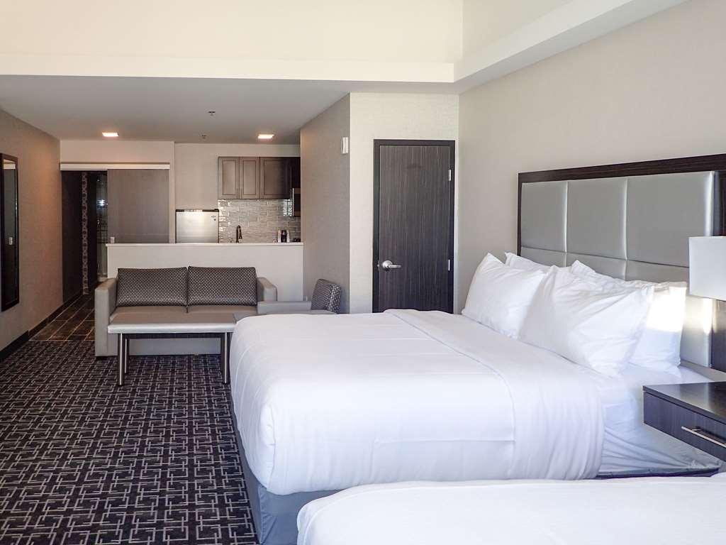 Luminn Hotel Minneapolis, Ascend Hotel Collection Room photo
